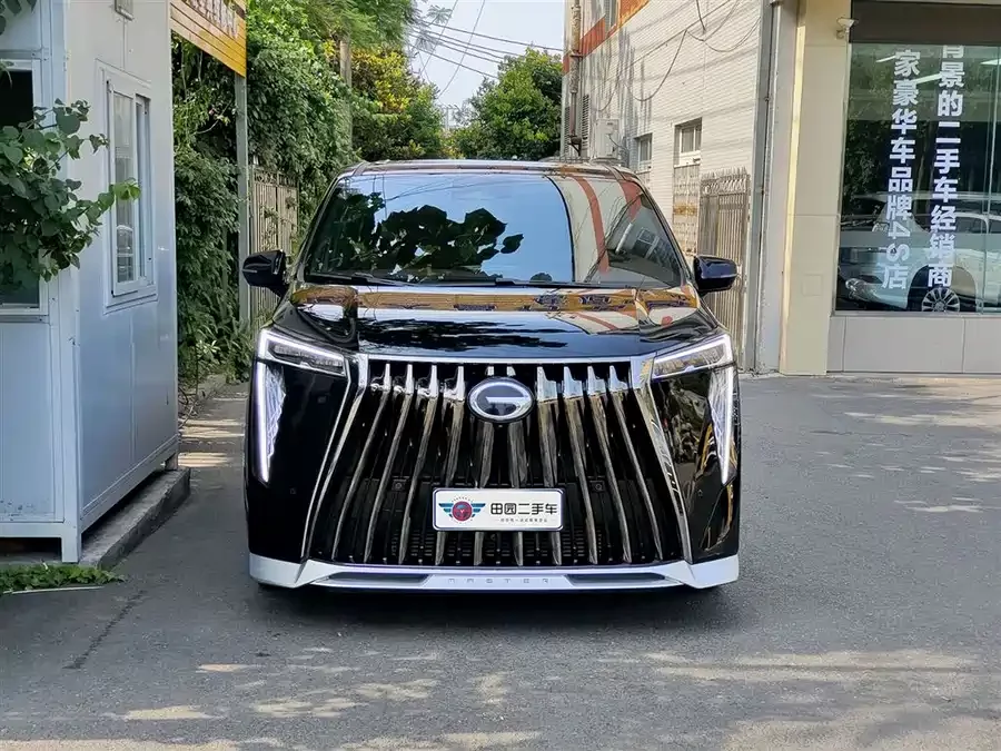 GAC Trumpchi M8