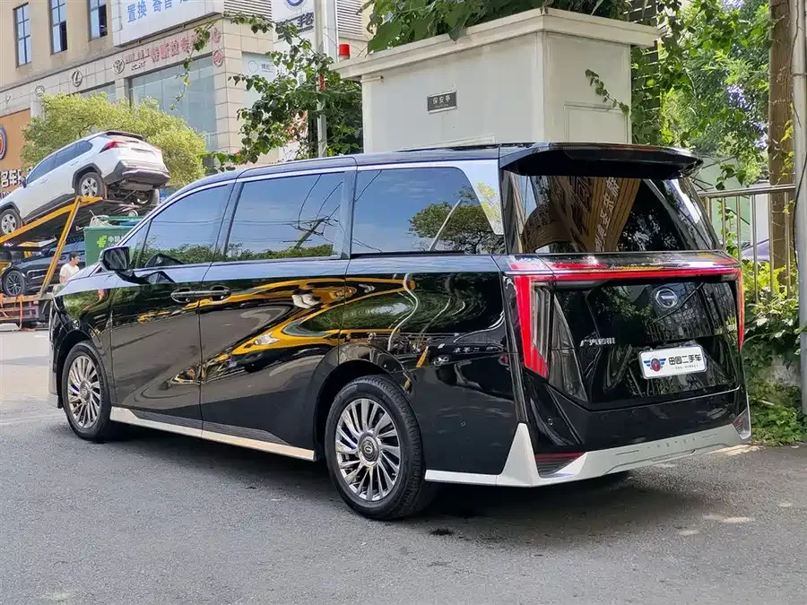 GAC Trumpchi M8