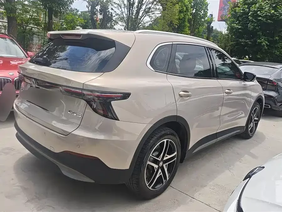 MG ES5