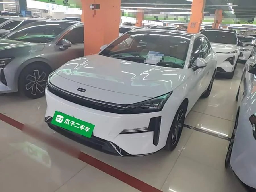 Geely Galaxy L6