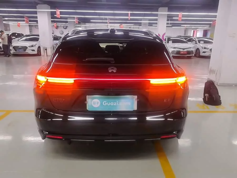 NIO ET5T