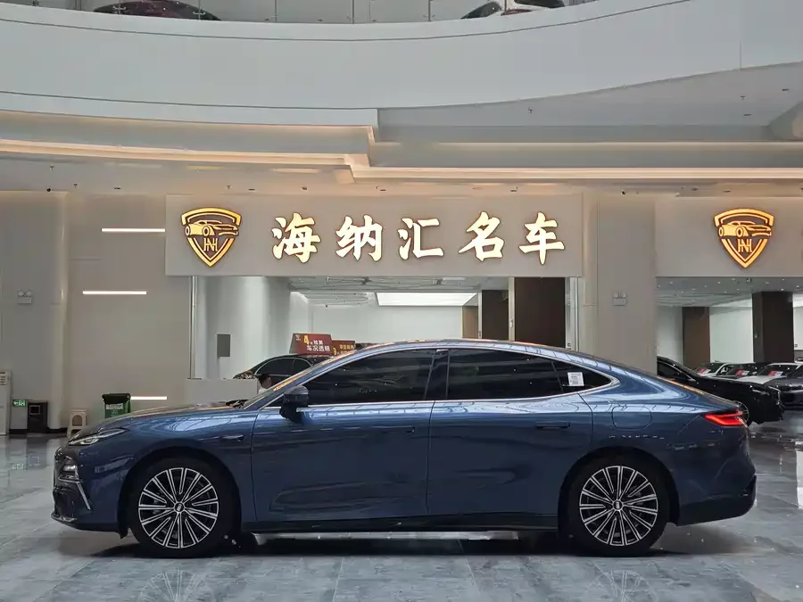 Geely Galaxy Star 8