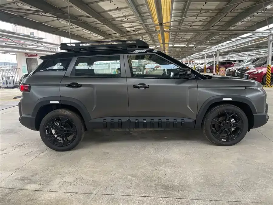 Geely ICON