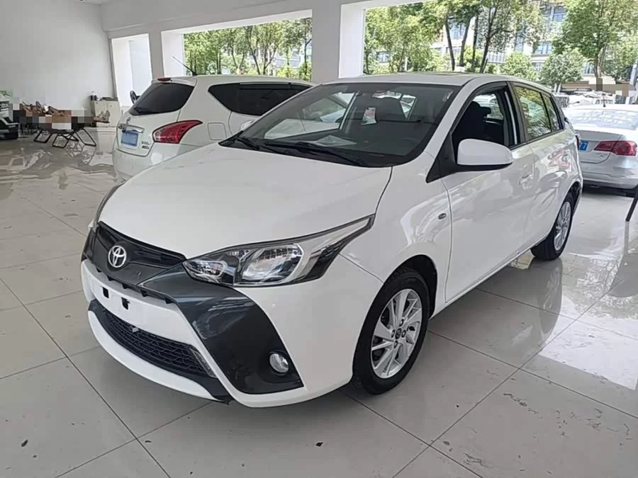 Toyota YARiS L