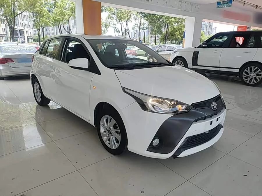 Toyota YARiS L