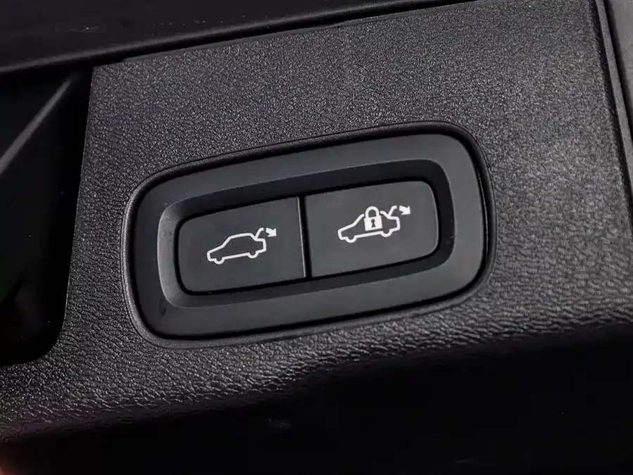 Volvo XC60 Plug-in Hybrid