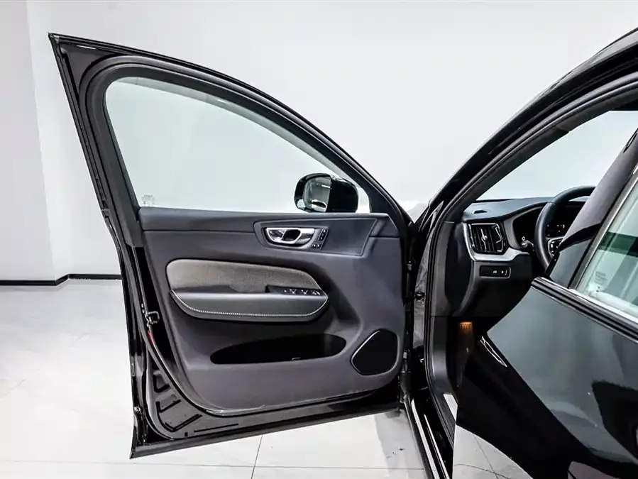 Volvo XC60 Plug-in Hybrid