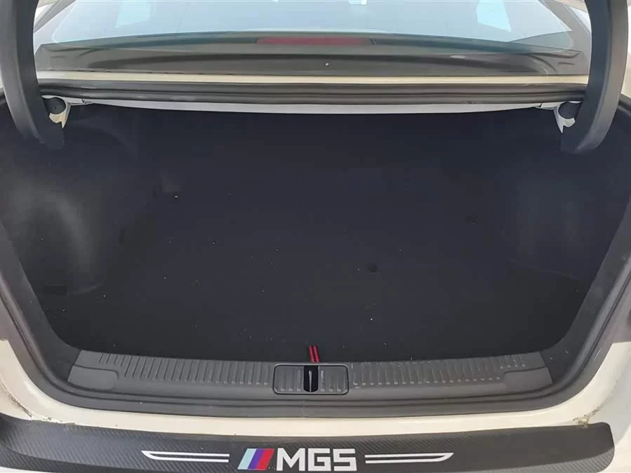 MG 5