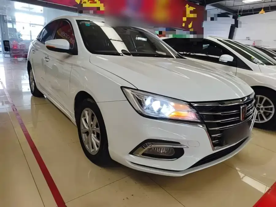 Roewe i5