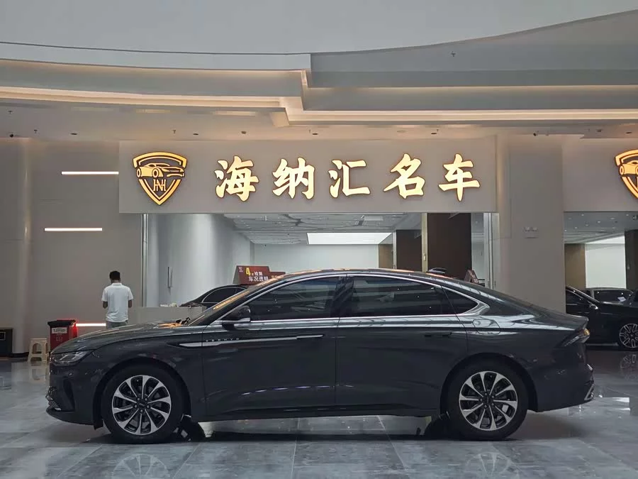 Lincoln Z