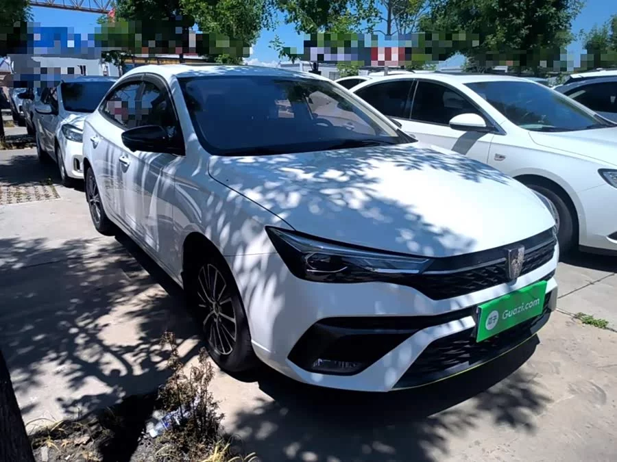 Roewe i5