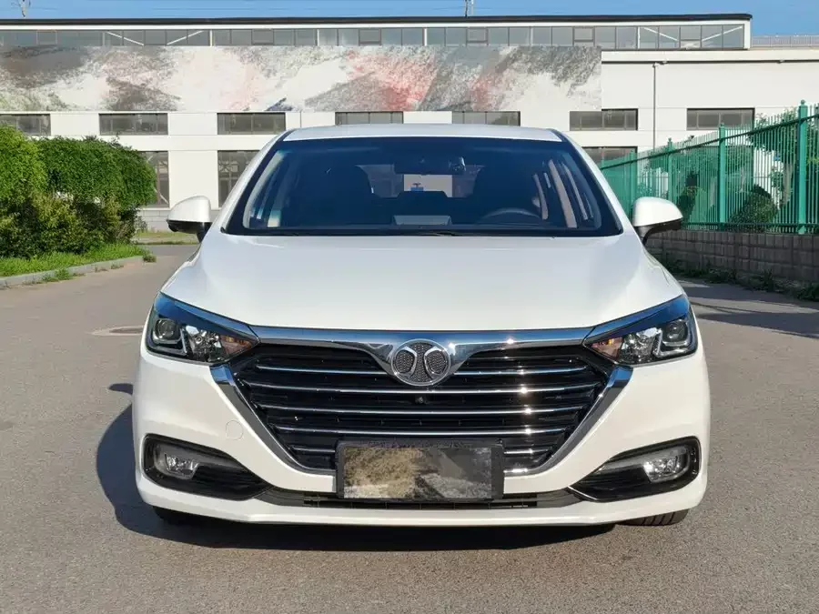 BAIC Saab D50