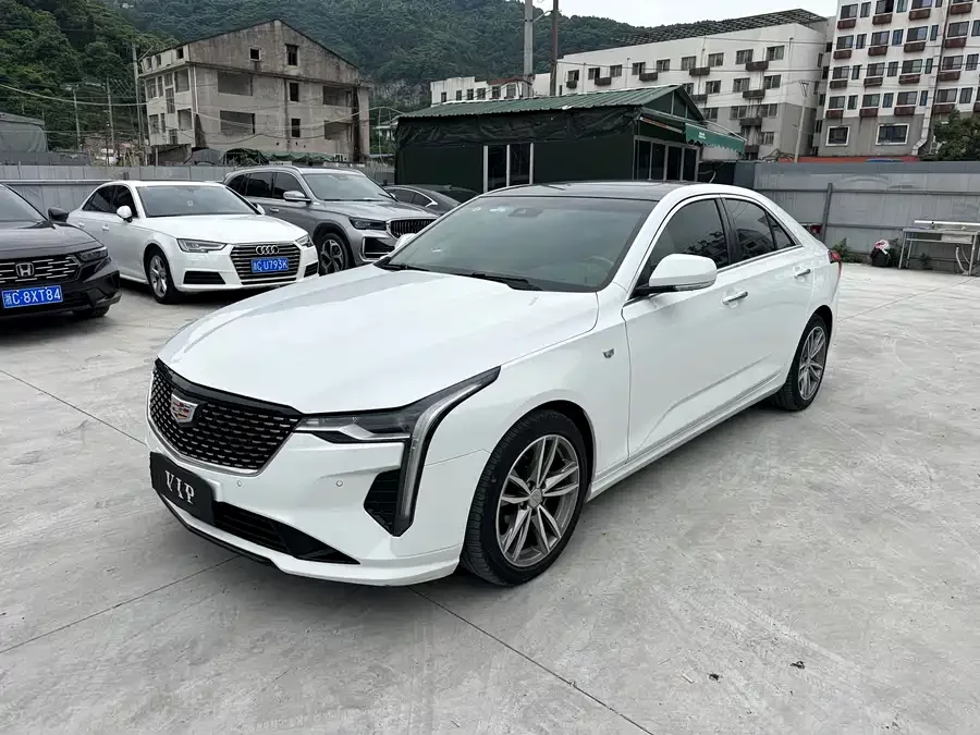Cadillac CT4
