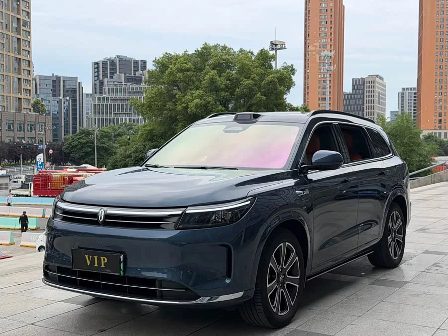 AITO Wenjie M7
