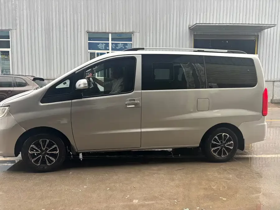 JAC Refine Ruifeng M3