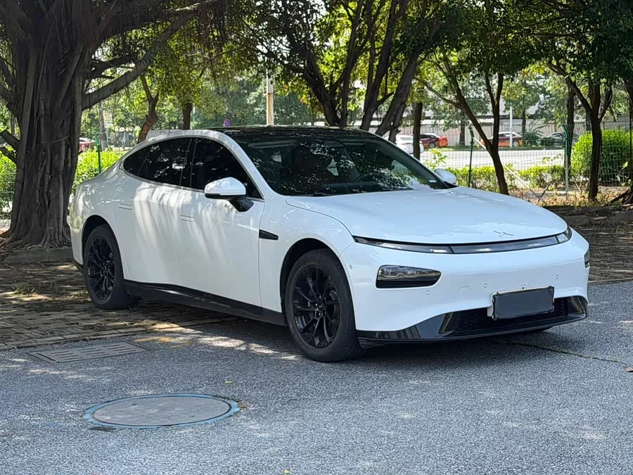 Xpeng P7