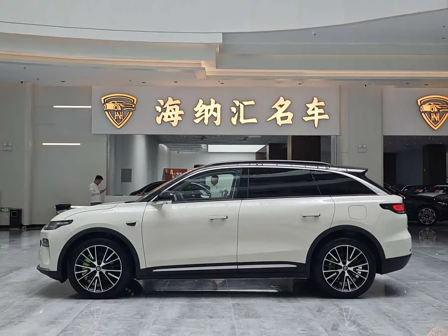 Leapmotor C11