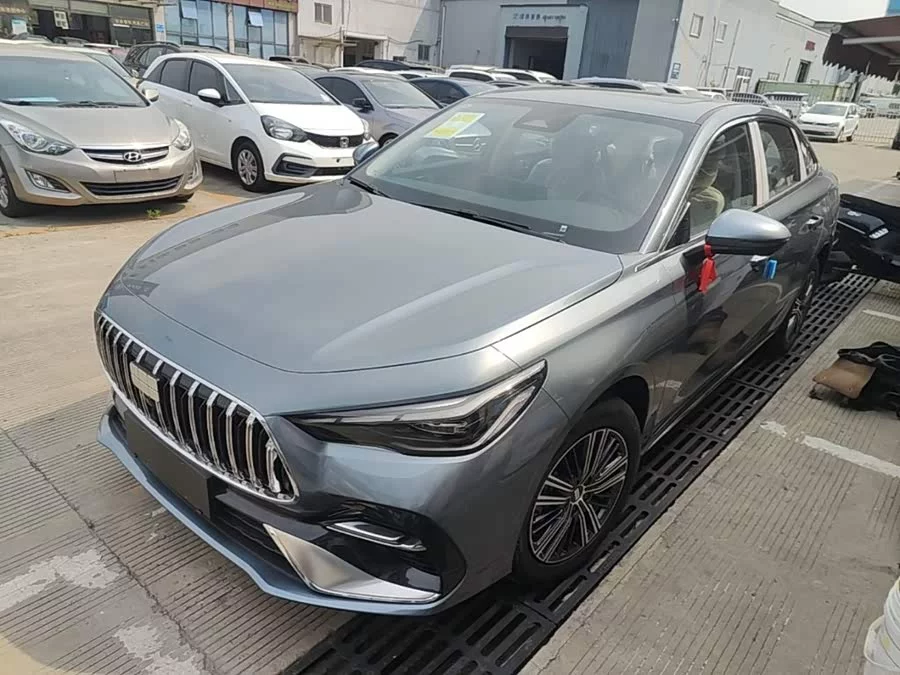 Geely Galaxy Star 6