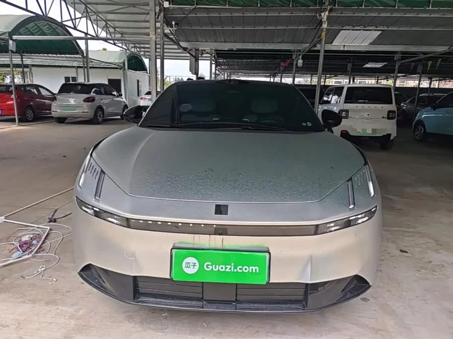 Lynk & Co Z10