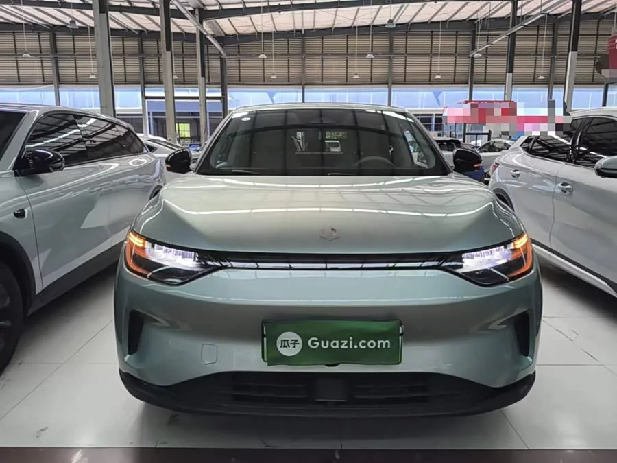 Leapmotor C11