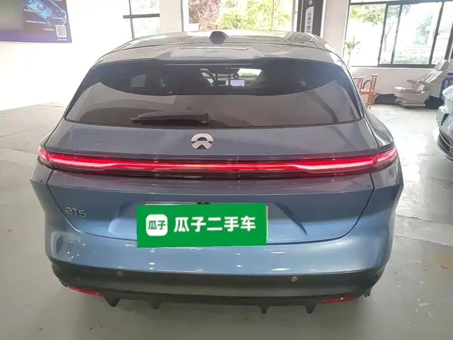 NIO ET5T