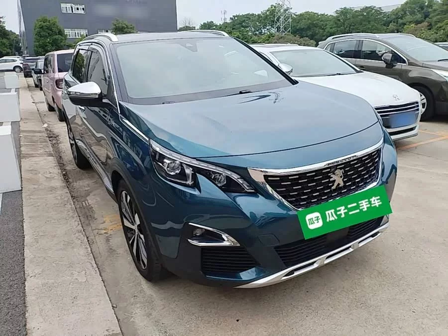Peugeot 5008