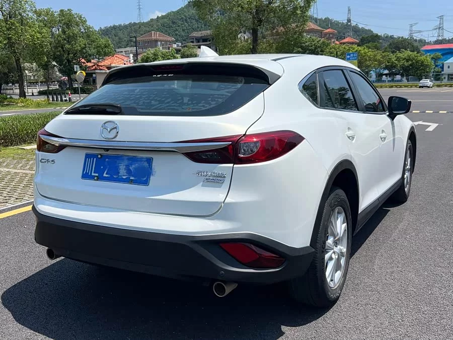Mazda CX-4