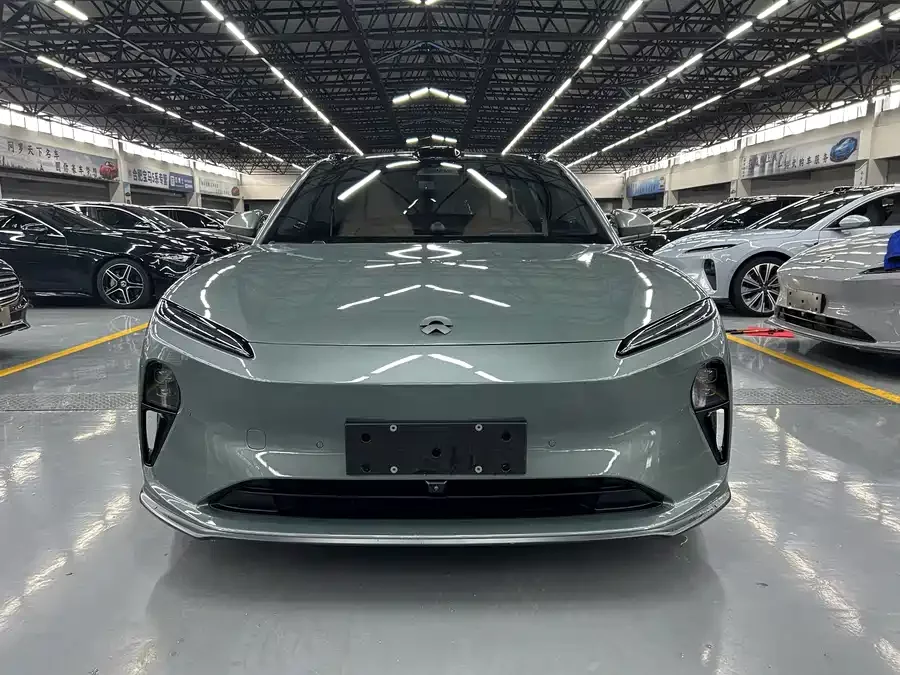 NIO ET5T