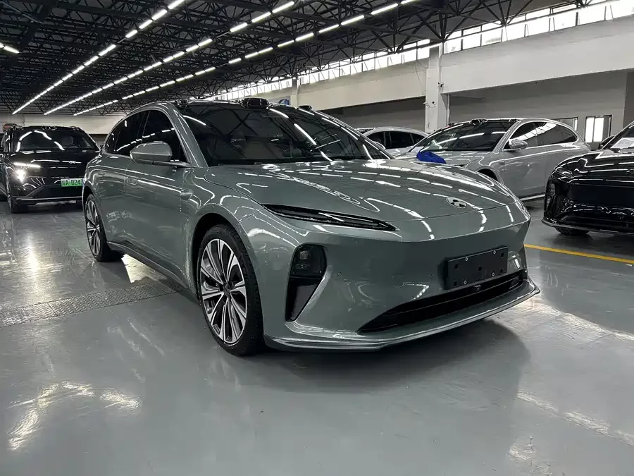 NIO ET5T