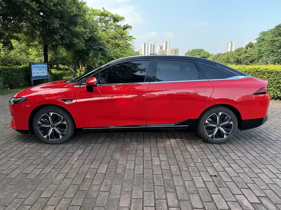 Xpeng P5