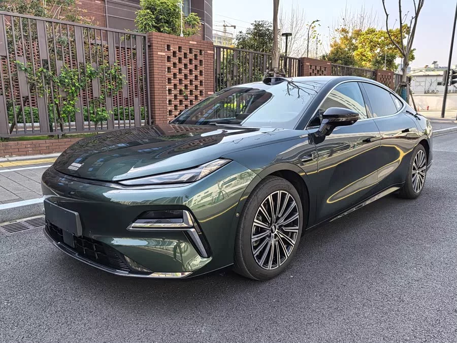 Geely Galaxy Star 8
