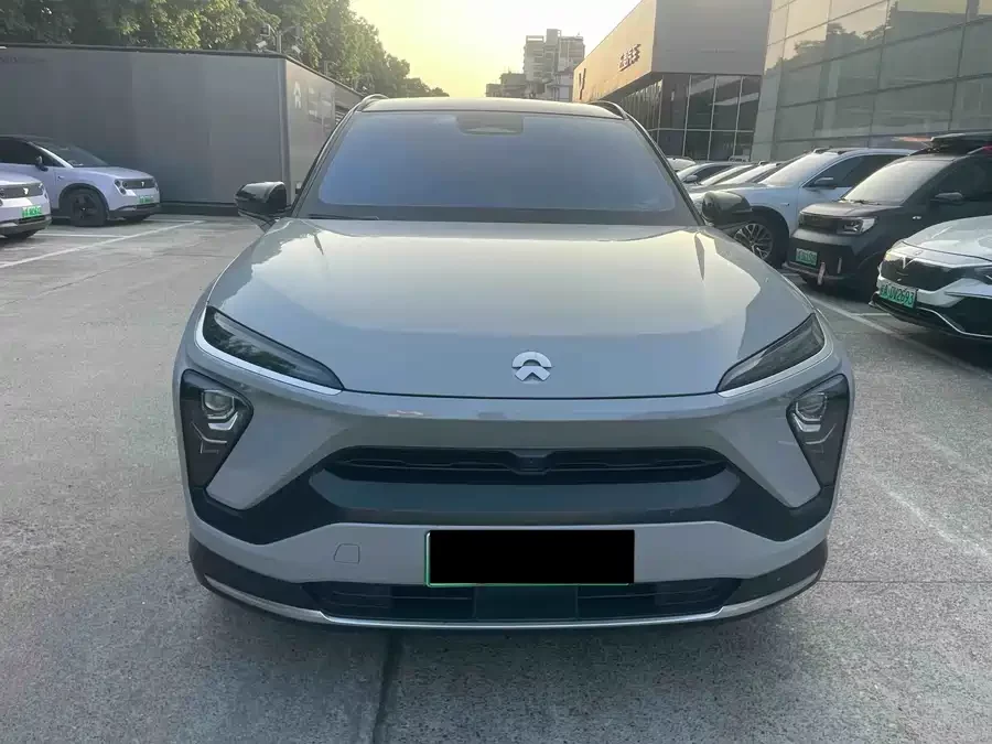 NIO ES6