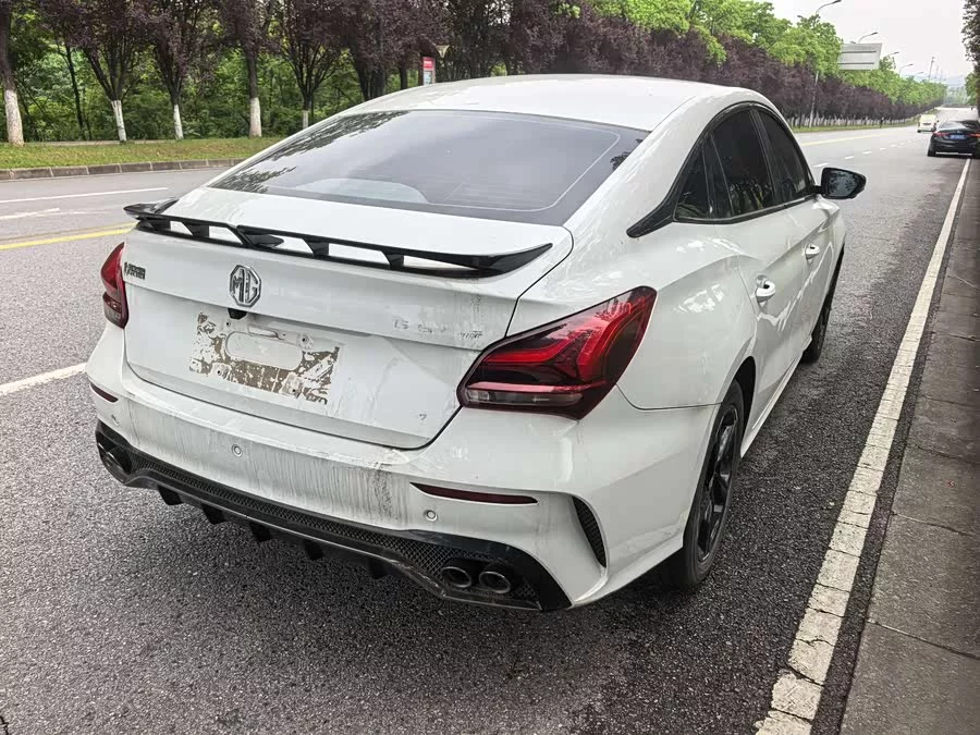 MG 5 Scorpio