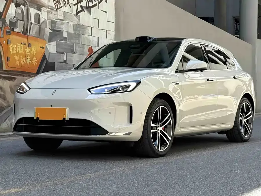AITO Wenjie M5