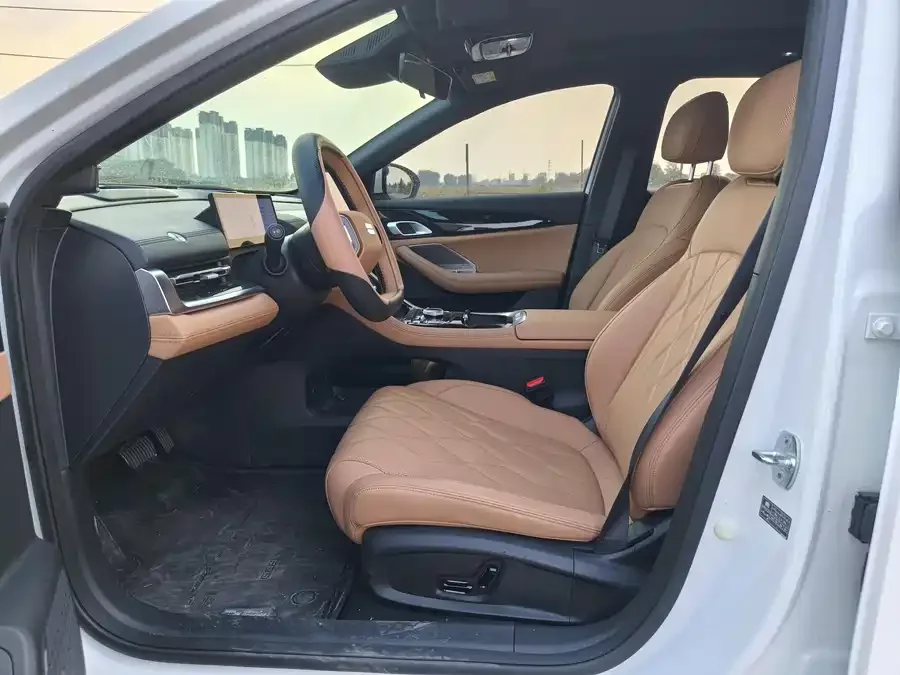 Geely Galaxy A7 EM