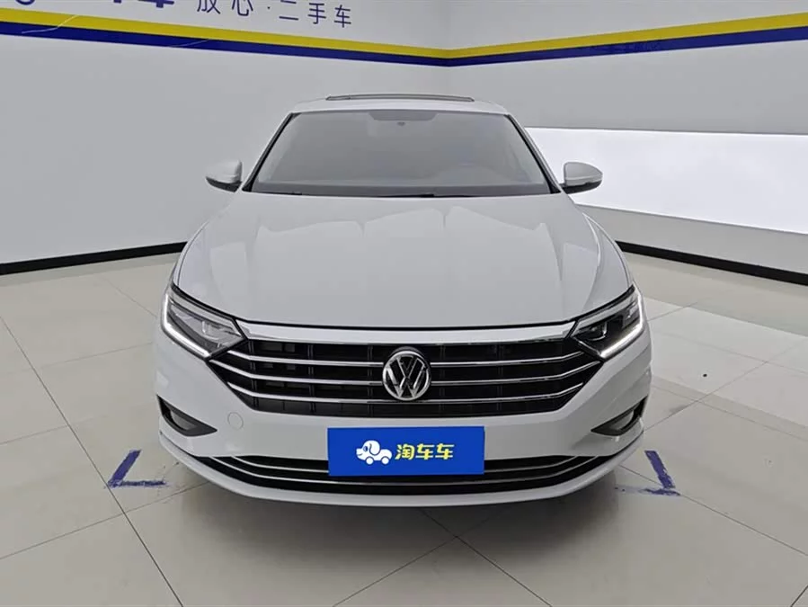 Volkswagen Sagitar