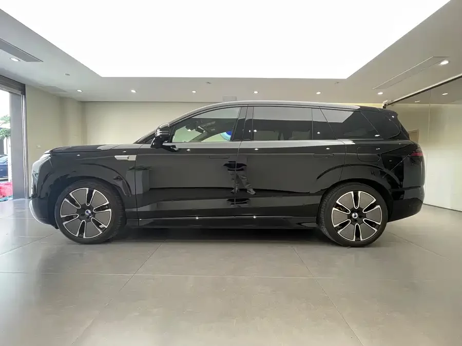 BYD N8L