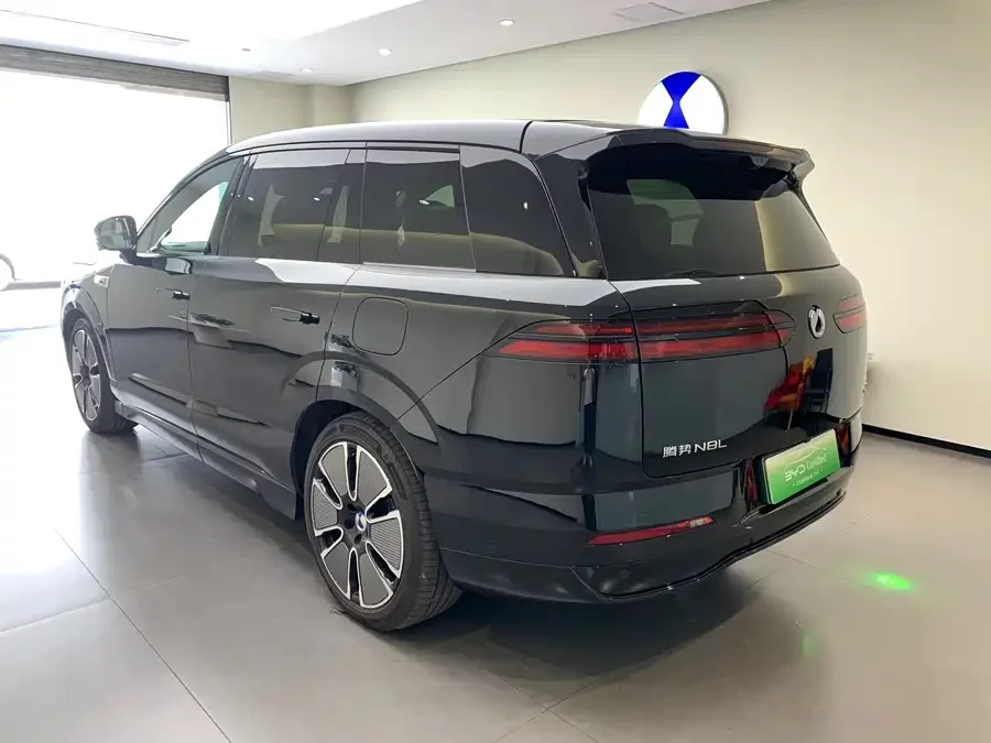 BYD N8L