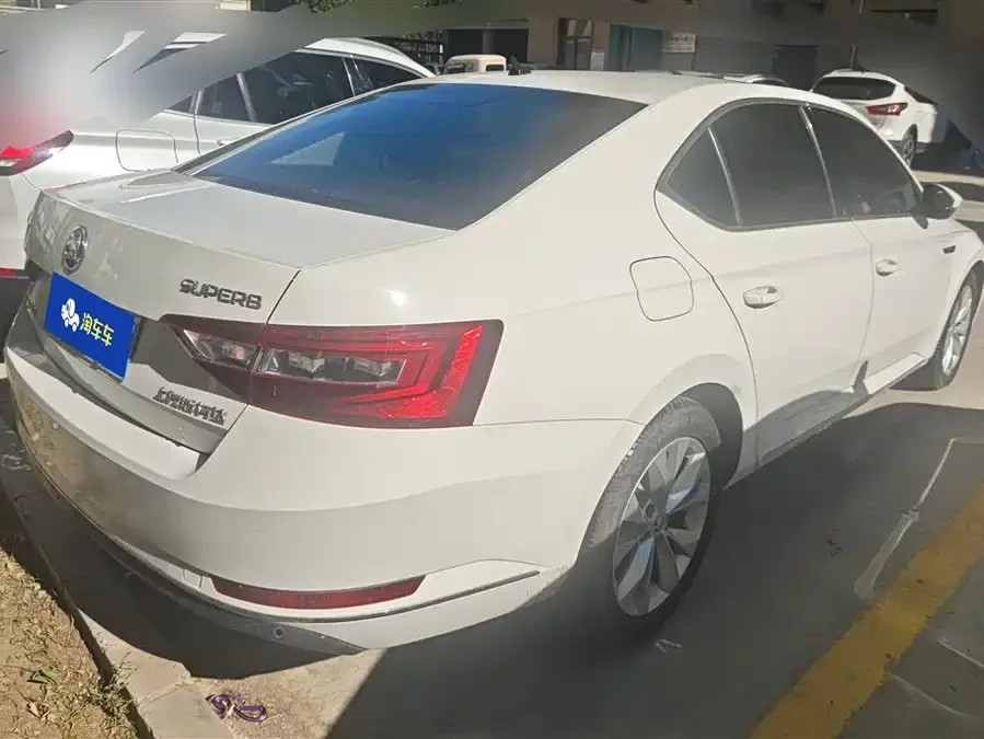 Skoda SuperB