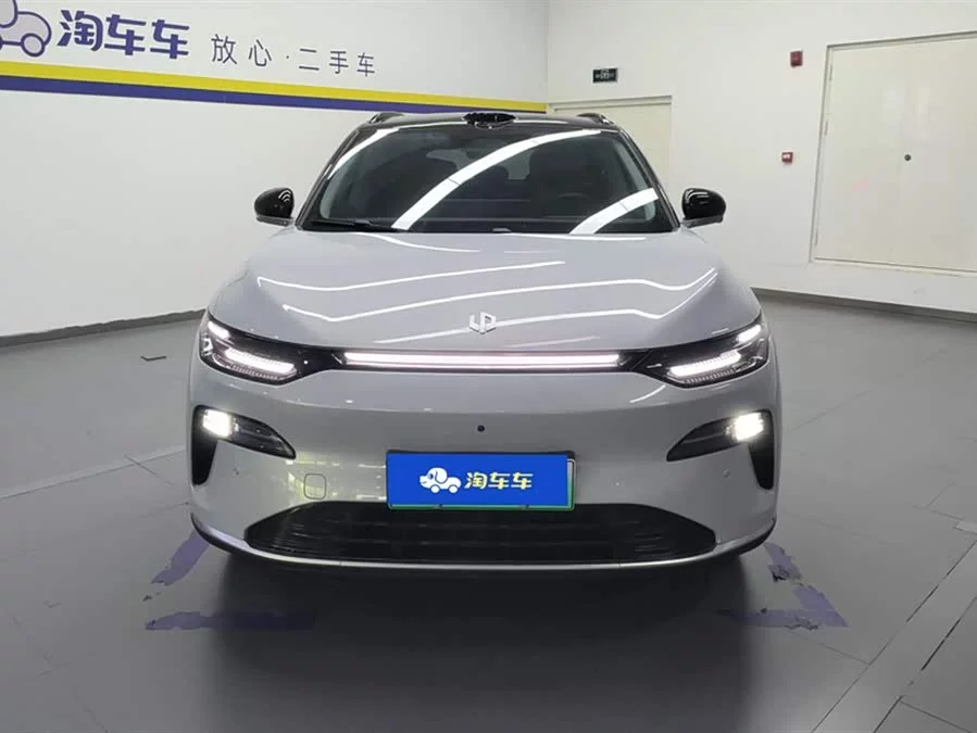 Leapmotor C11