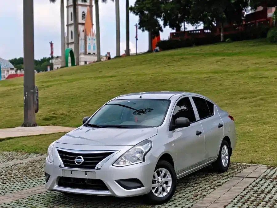 Nissan Sunny