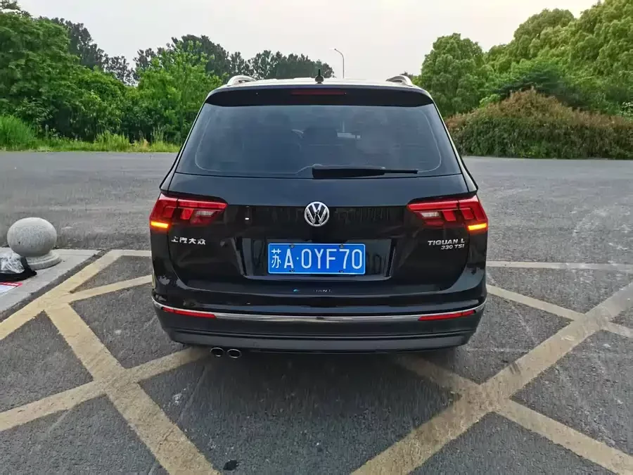 Volkswagen Tiguan L