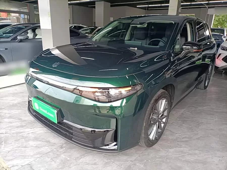 Leapmotor C10