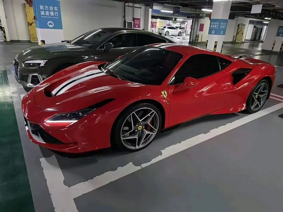 Ferrari F8