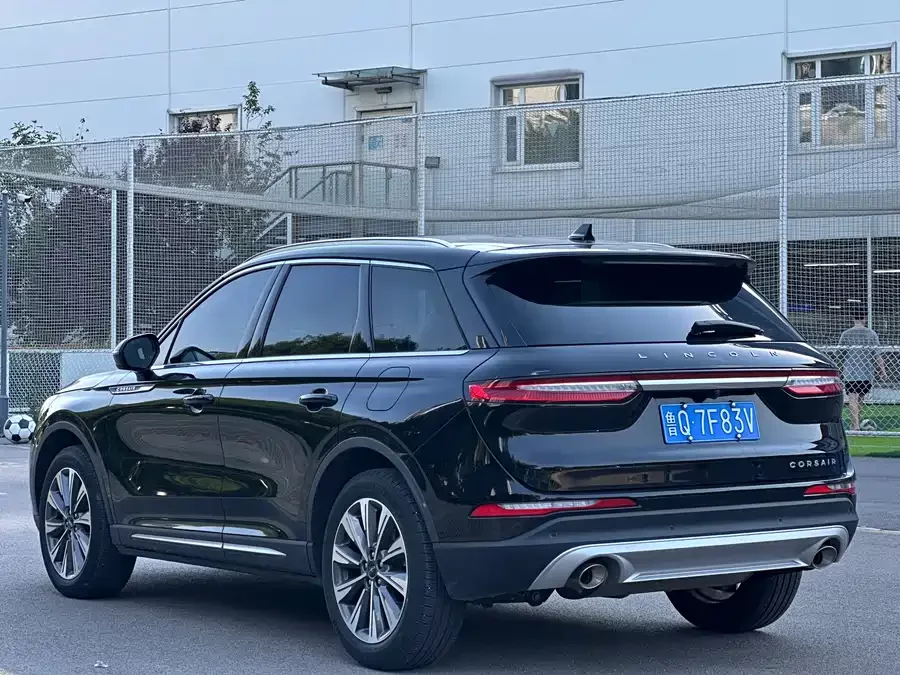 Lincoln Adventurer