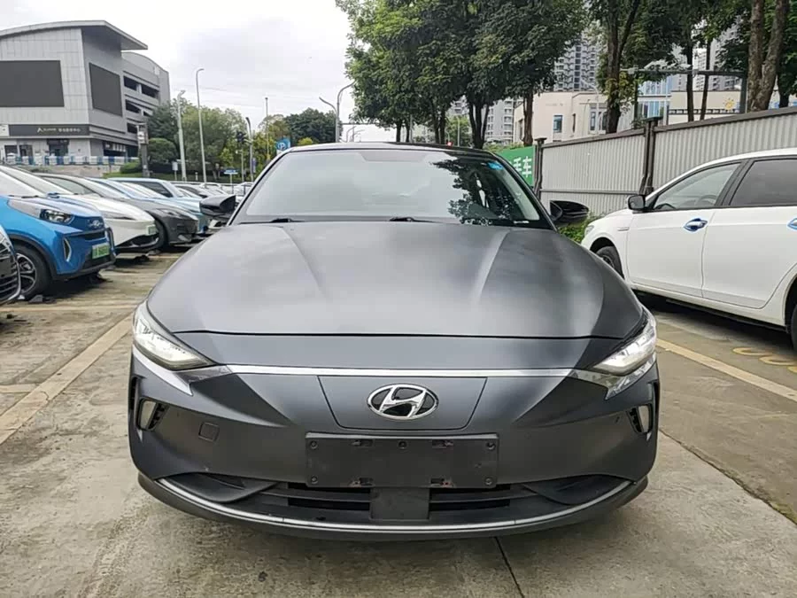 Hyundai Lafesta pure electric