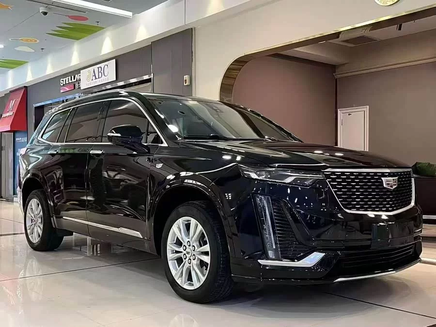 Cadillac XT6