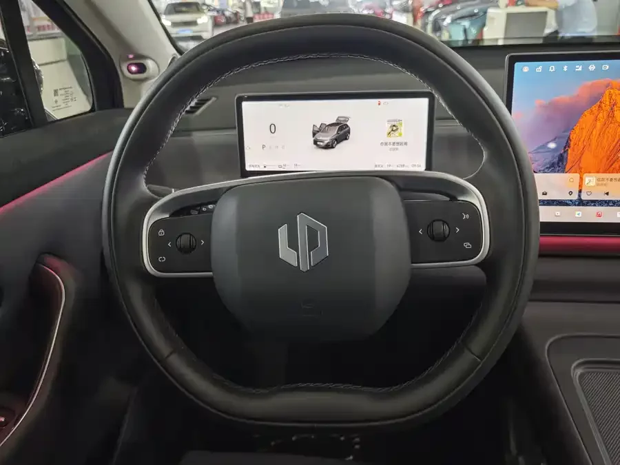Leapmotor C10