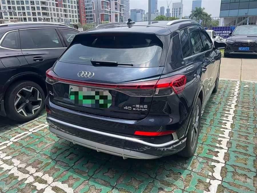 Audi Q4 e-tron