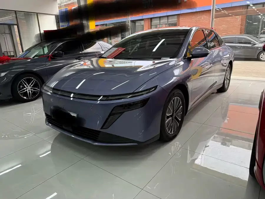 Nissan N6